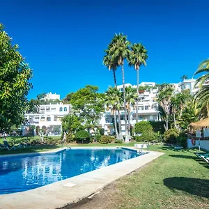 Gelegen Aan De Golfbaan Op La Quinta Marbella Apartment Benahavis